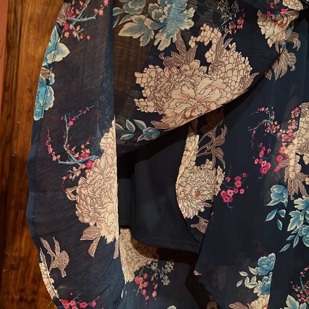 Off The Shoulder Floral Dress - Picture 8 of 10